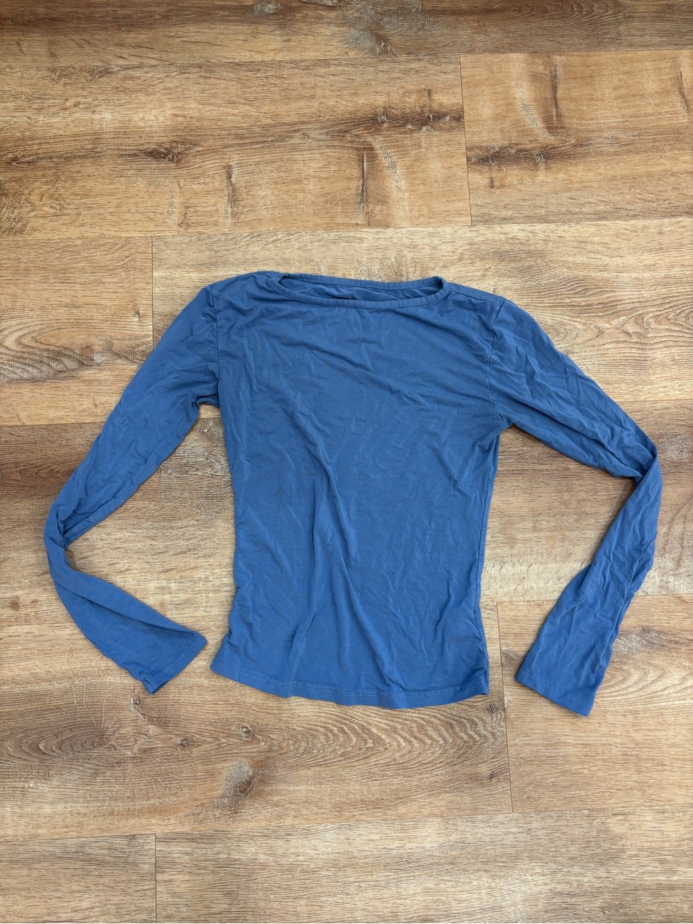 Amazon Women's Long Sleeve Crewneck Top in Dusty Blue